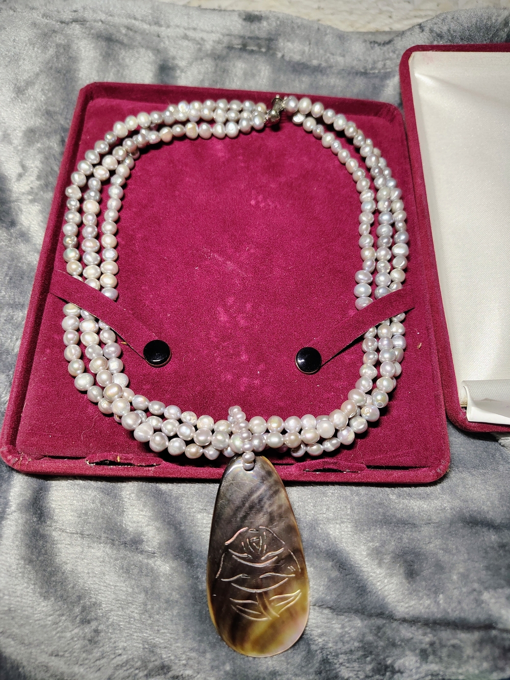 IPS Triple Strand White Pearl Necklace with Carved Shell Pendant .925